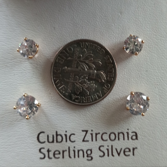 NIB 2 Set Nanette Lepore Cubic Zirconia Stud Earrings Sterling Silver Gold Plate - Picture 7 of 8